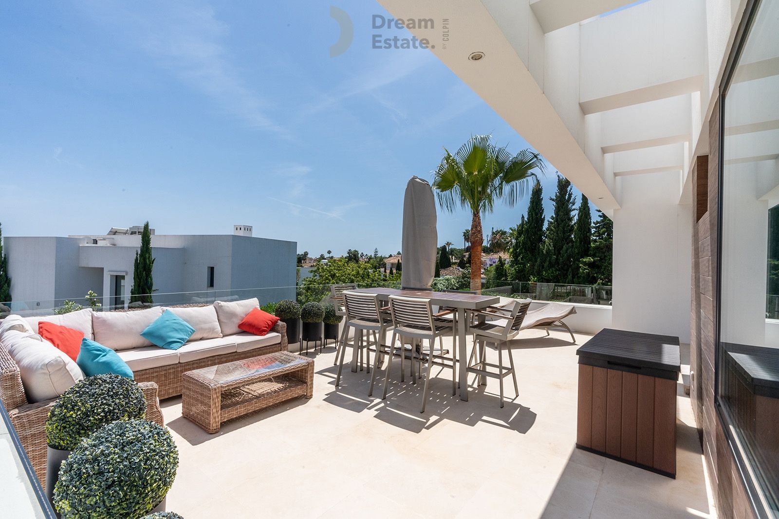 Moderne villa in de wijk El Paraiso, Estepona. foto 30