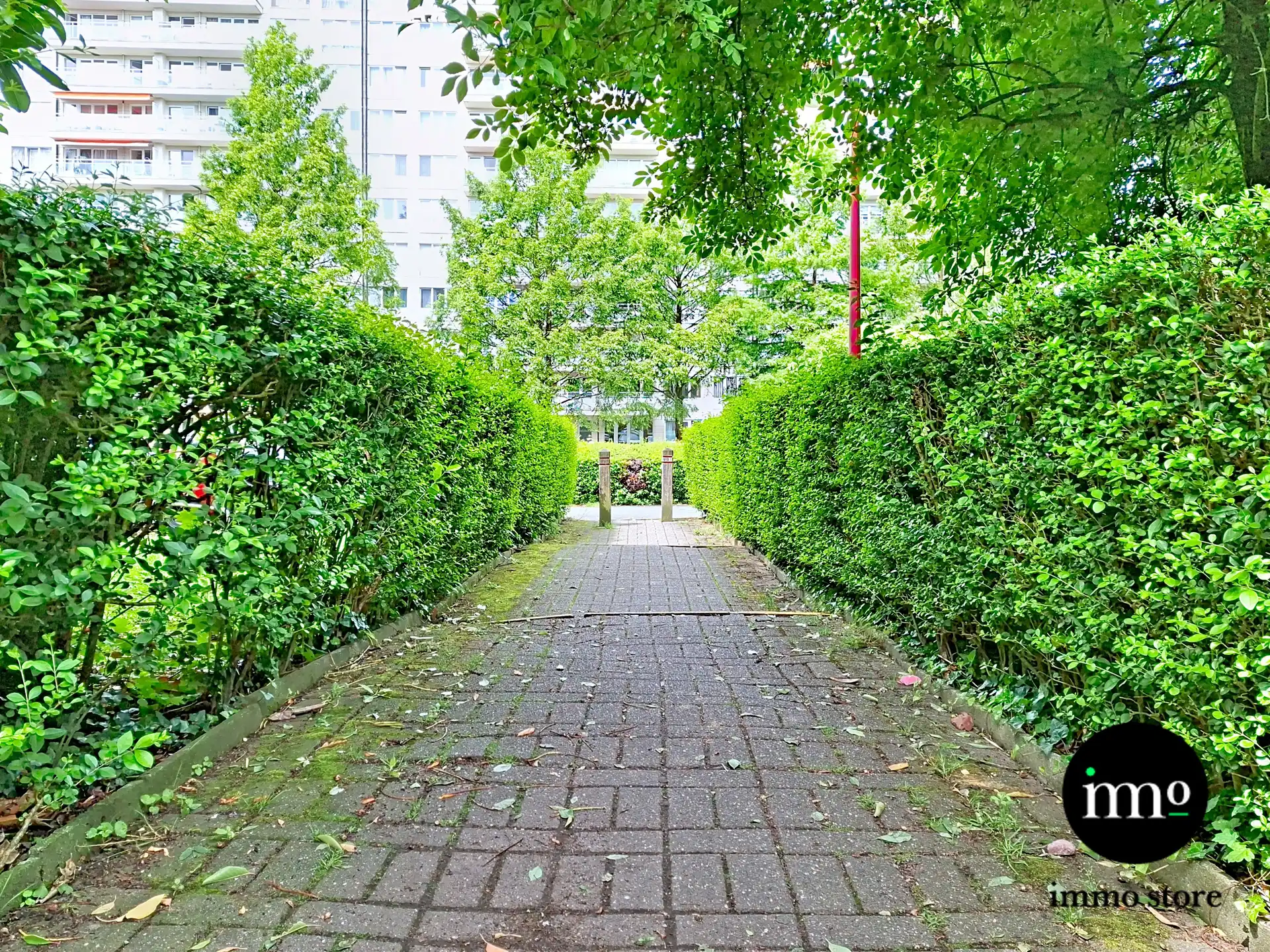 Appartement in groene omgeving met 2 parkeerplaatsen foto 26