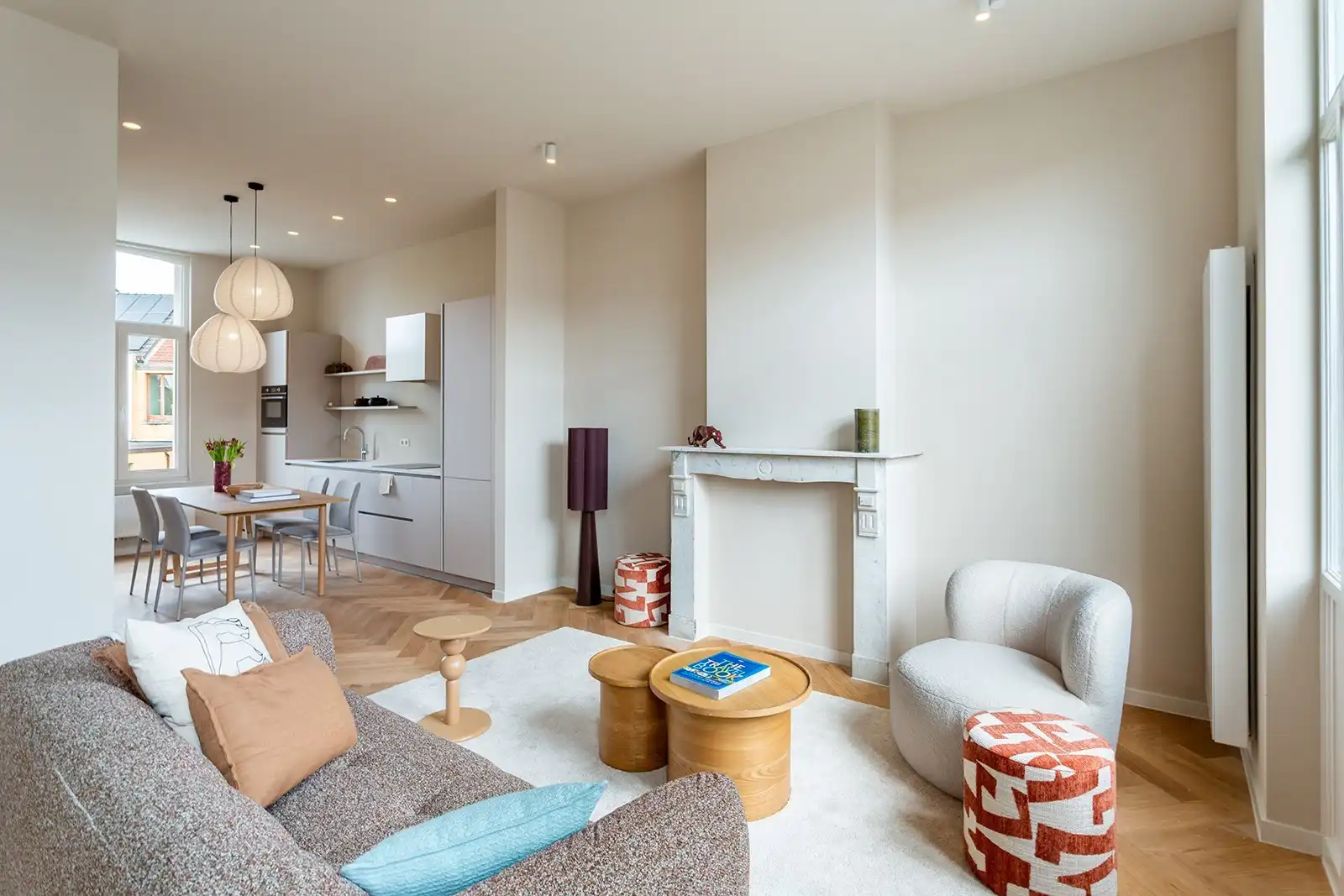 Stijlvol wonen op een gegeerde locatie foto {{pictureIndex}}