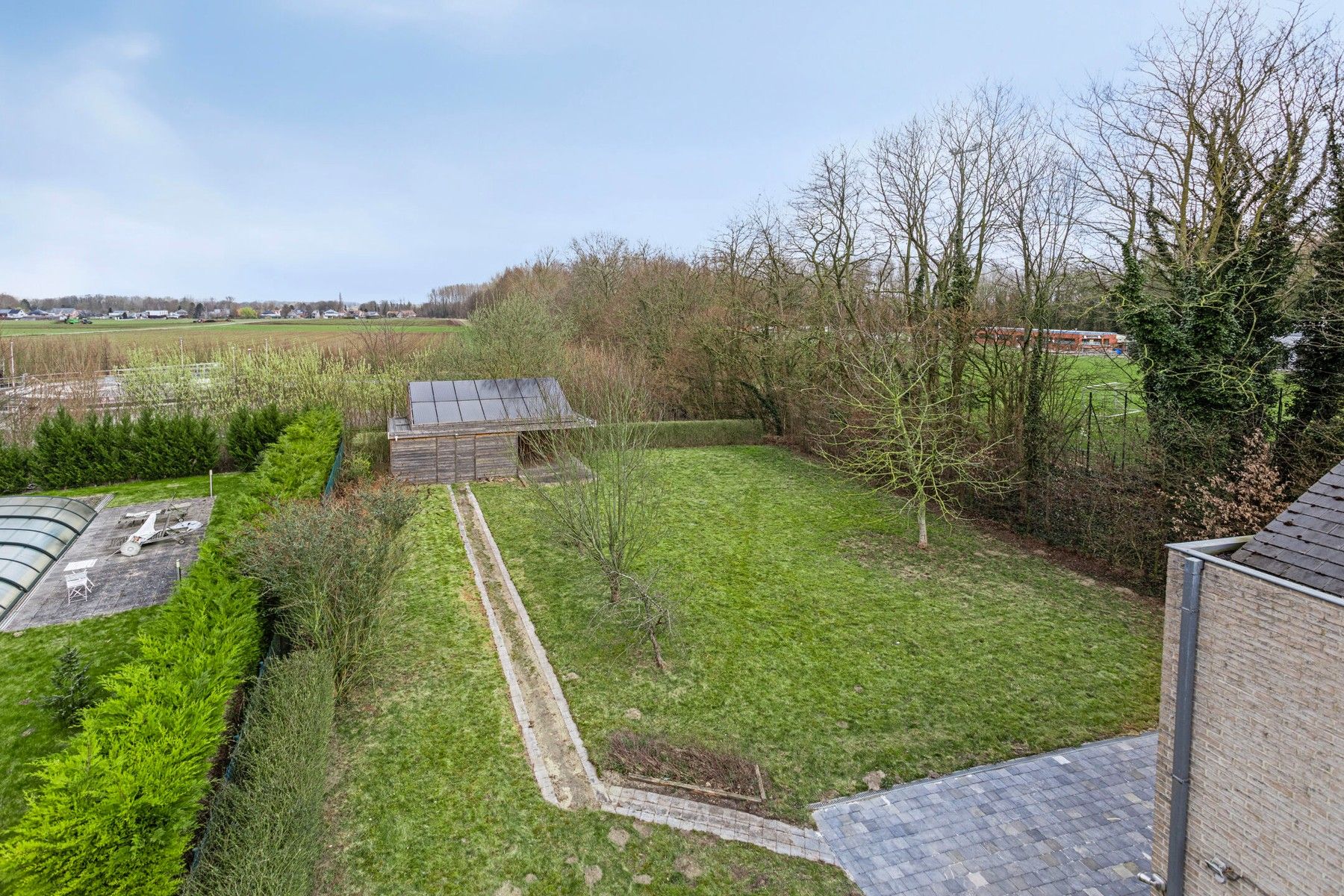 Instapklare villa op groot perceel met maximale privacy. foto 33