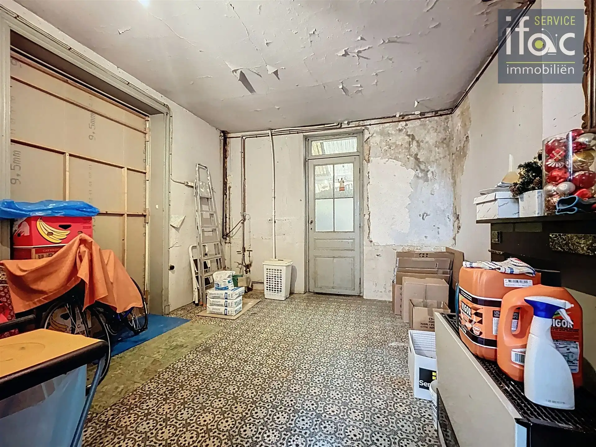 Handelspand met woonst op toplocatie in centrum Tervuren. foto 8