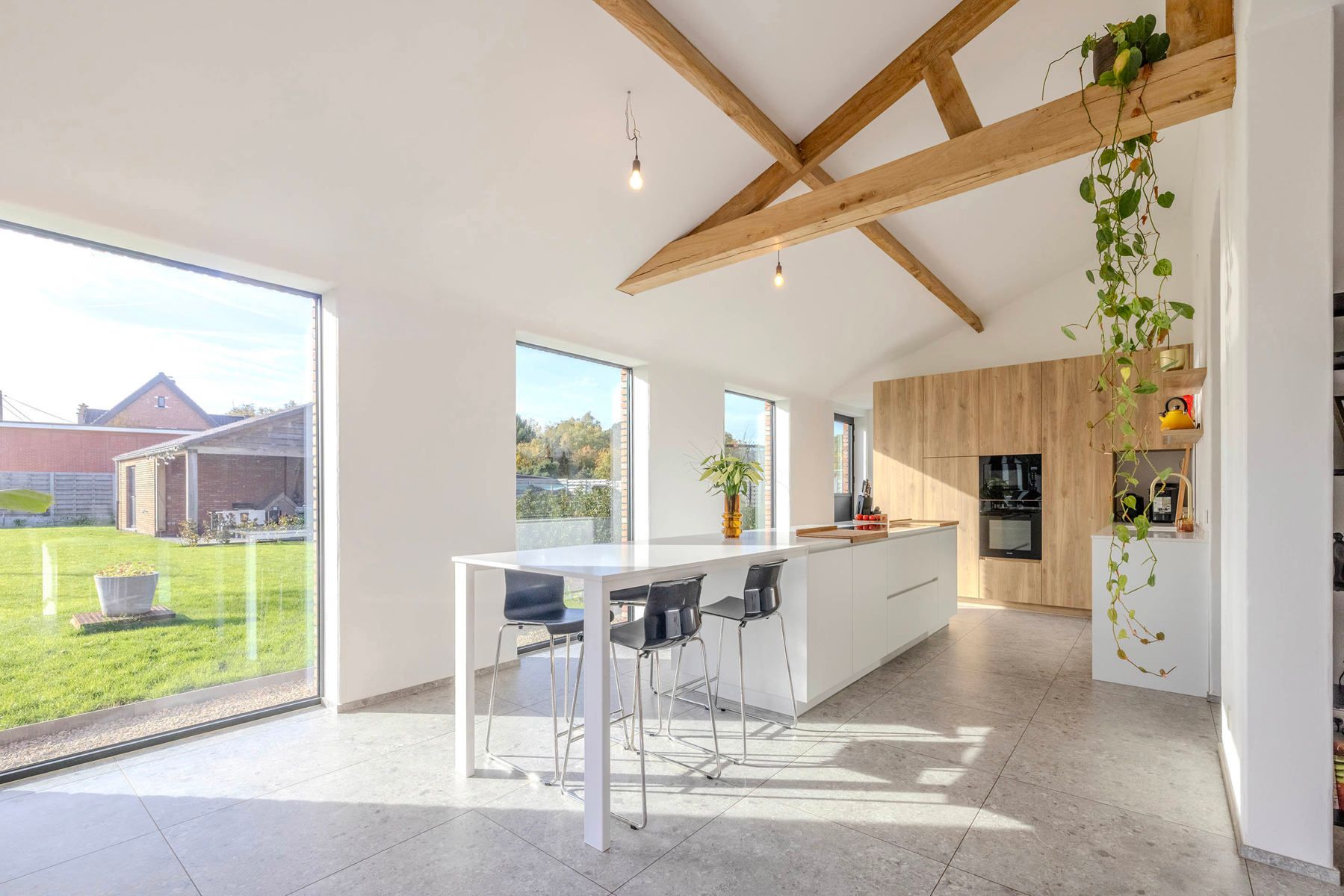 Gerenoveerde hoeve met 3slpk, 2bdk en tal van mogelijkheden foto 6