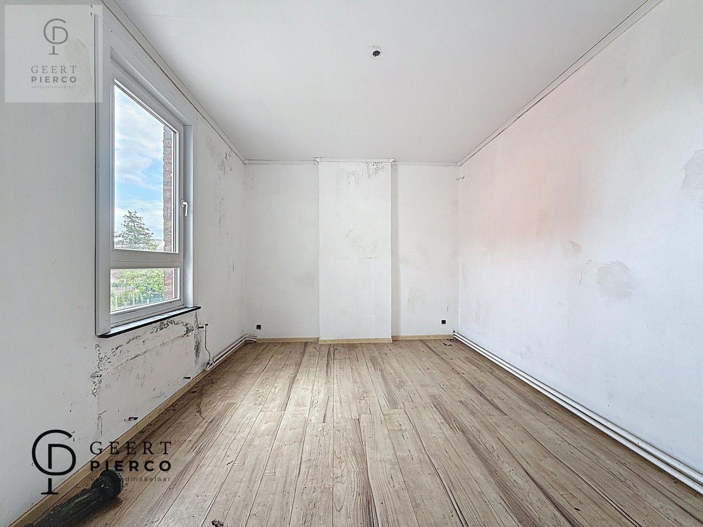 Uniek renovatie- of nieuwbouwproject in hartje Landen foto 18