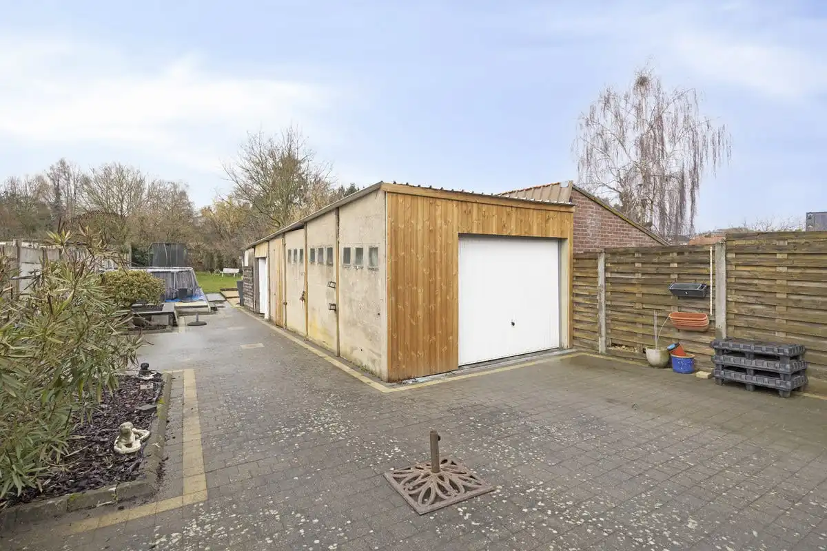 Modern halfopen huis te koop in Tongeren foto 30