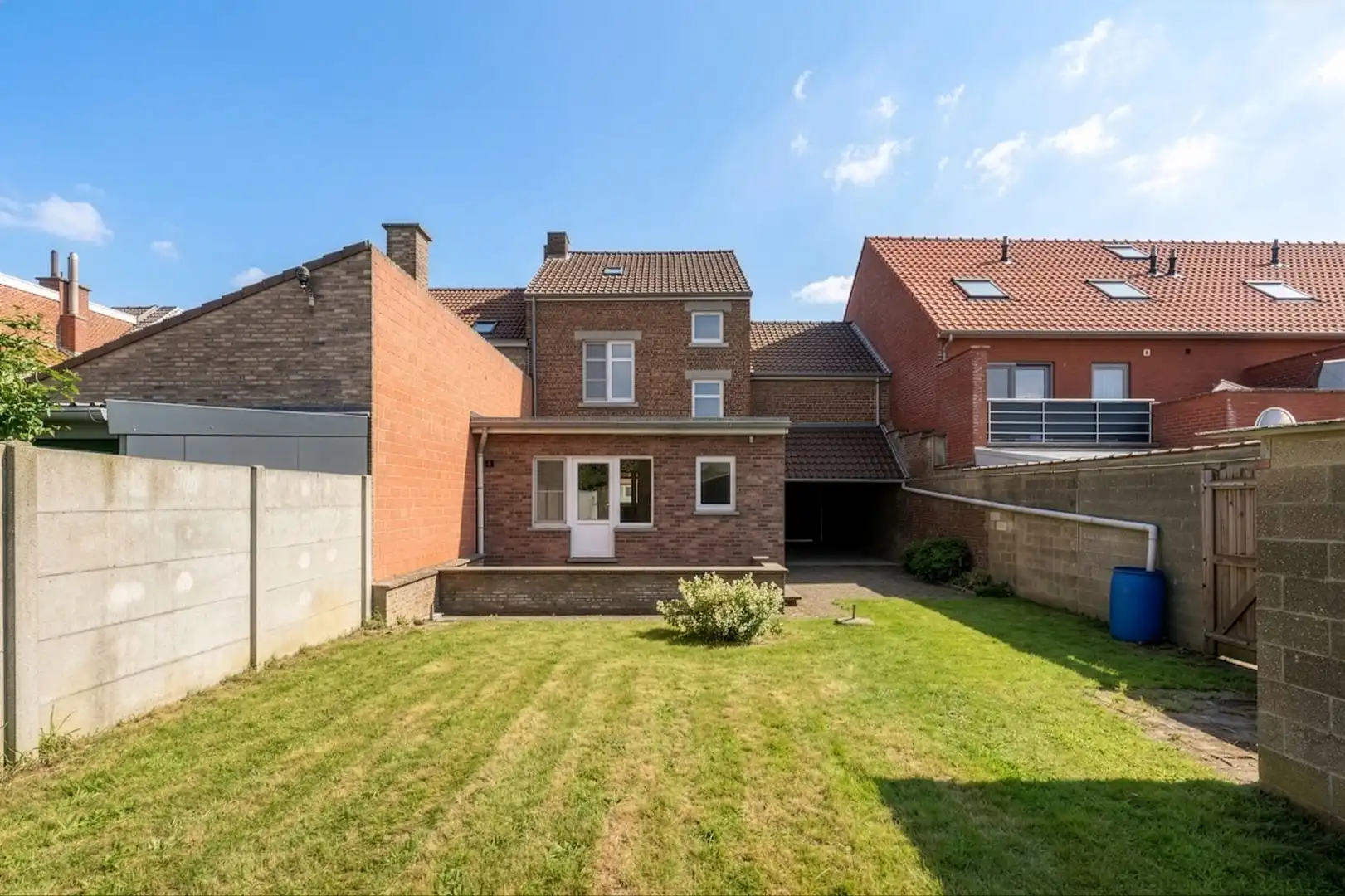 CHARMANTE WONING MET KARAKTER, RUIMTE EN UITZONDERLIJK POTENTIEEL OP RUIM PERCEEL foto 8