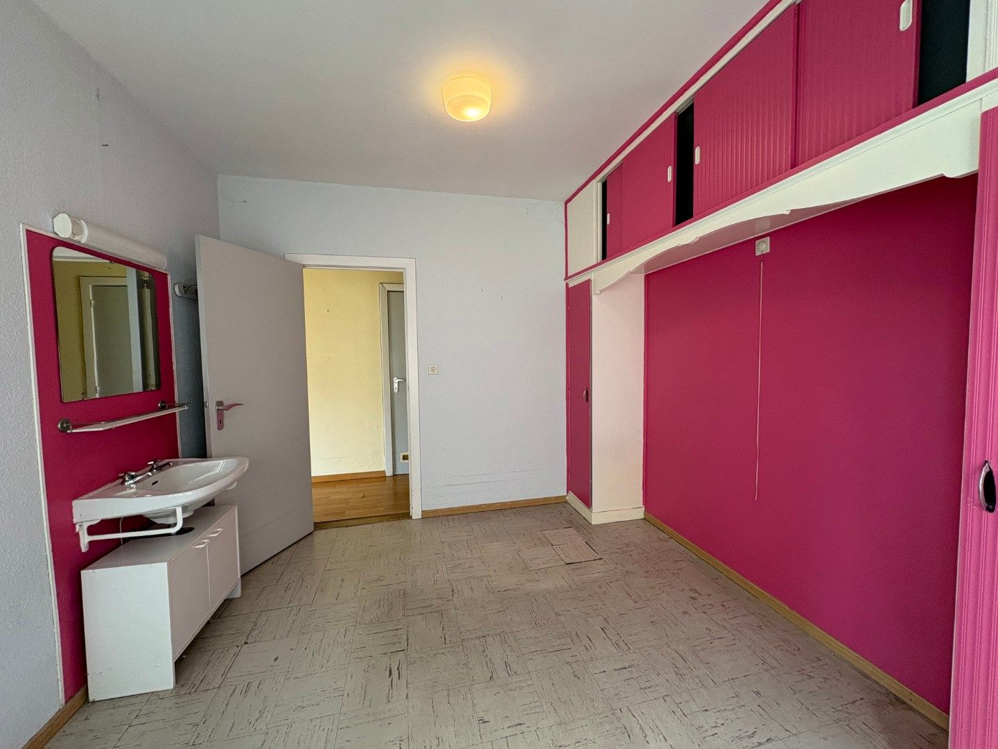 Te koop: Op te frissen appartement met zeezicht – Koksijde foto 6