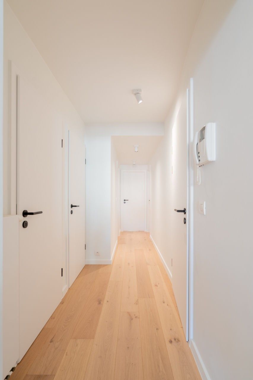 Volledig gerenoveerd, lichtrijk appartement gelegen in een kleine residentie. foto 20