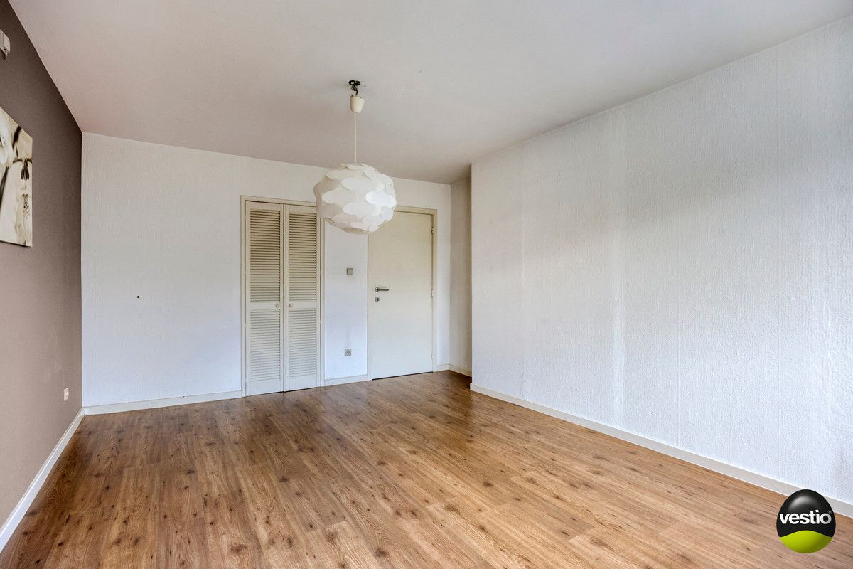 RUSTIG GELEGEN HALF VRIJSTAANDE WONING OP 4A5CA STADSRAND BILZEN. foto 17