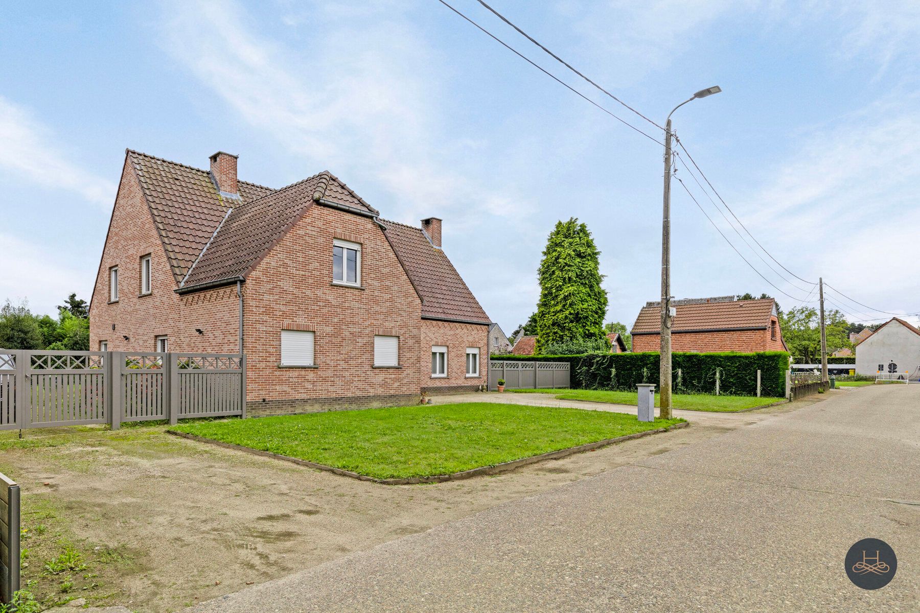 Vrijstaande woning op prachtperceel van 19a82ca foto 2