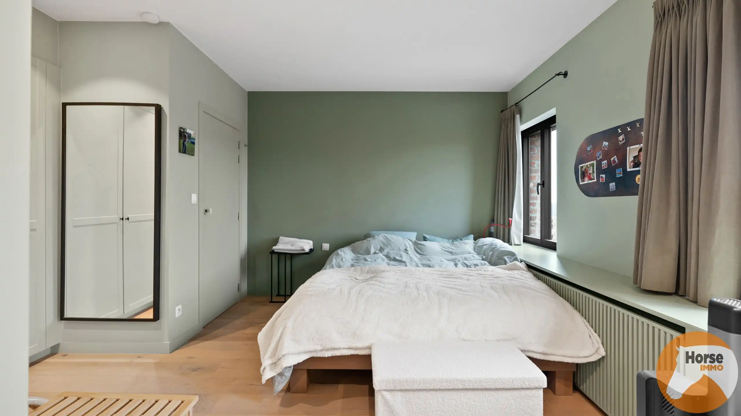 GOOIK - Luxueus afgewerkte hoeve met bijgebouw en weide foto 15