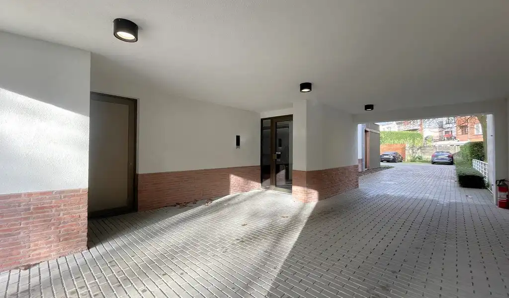 Volledig ingericht kantoor te huur in Wilrijk foto 2