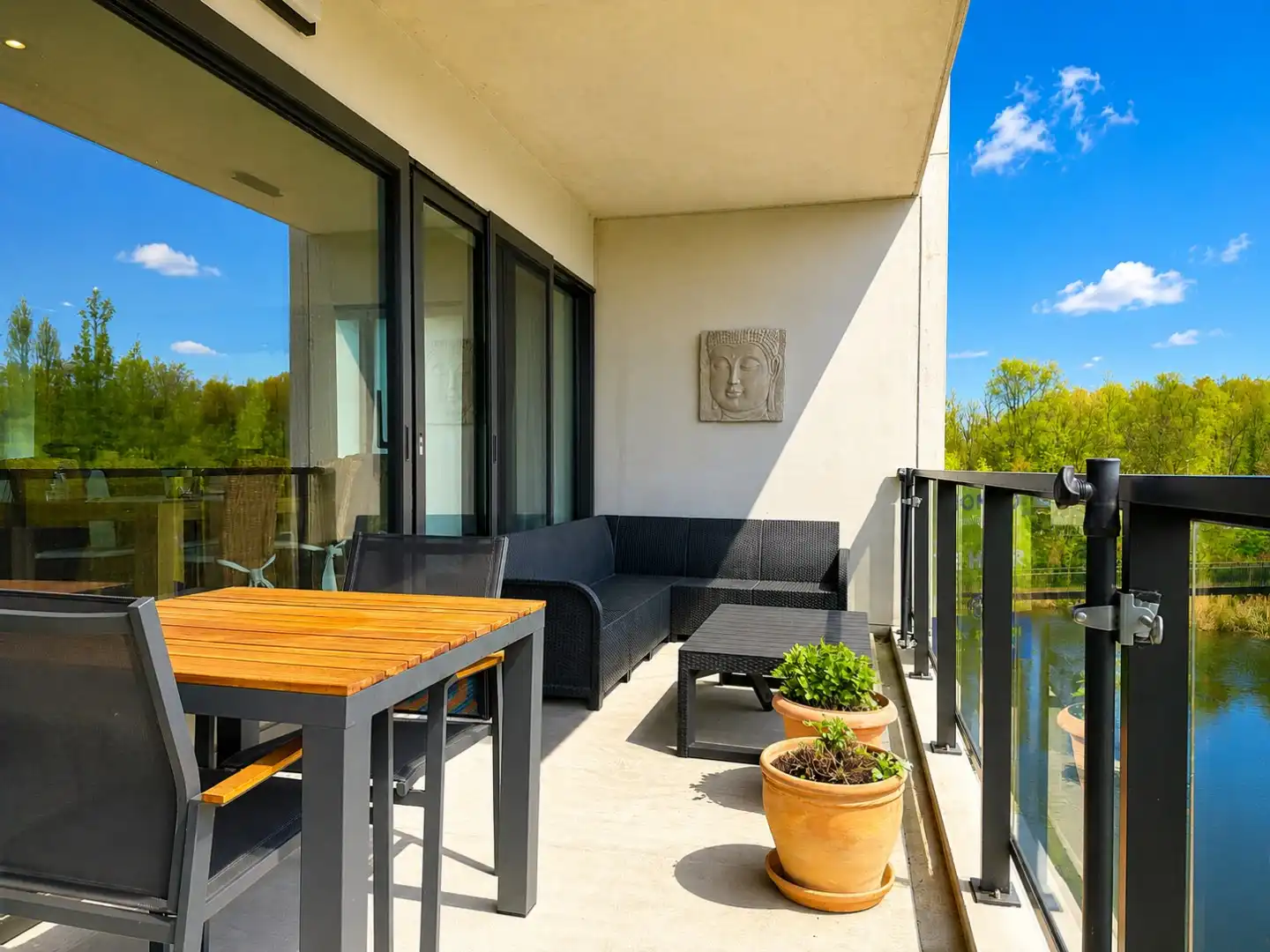 Te huur: ruim, luxueus appartement (95 m²) met prachtig uitzicht! foto 8