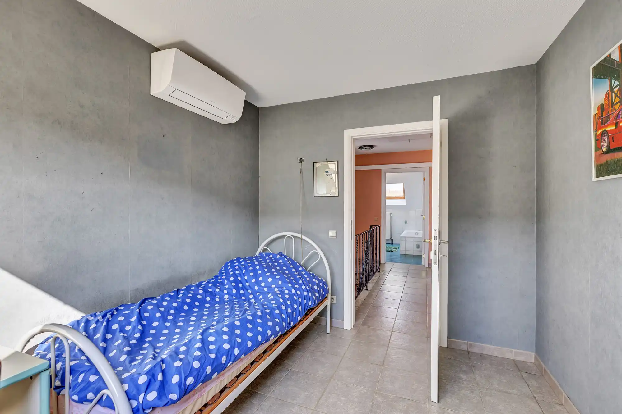 Bel-etage woning met 3 slaapkamers, garage en tuin foto 14