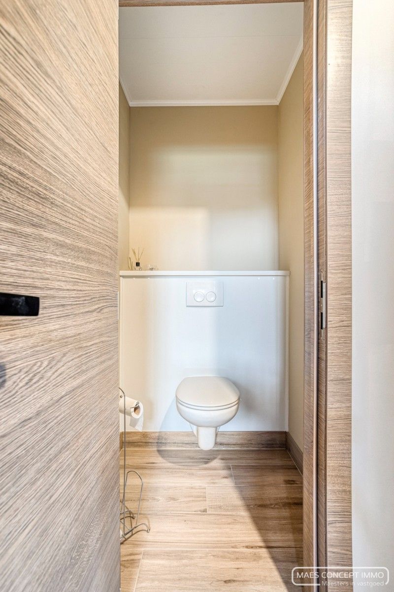 Ruime woning met magazijn te koop te Vichte foto 17