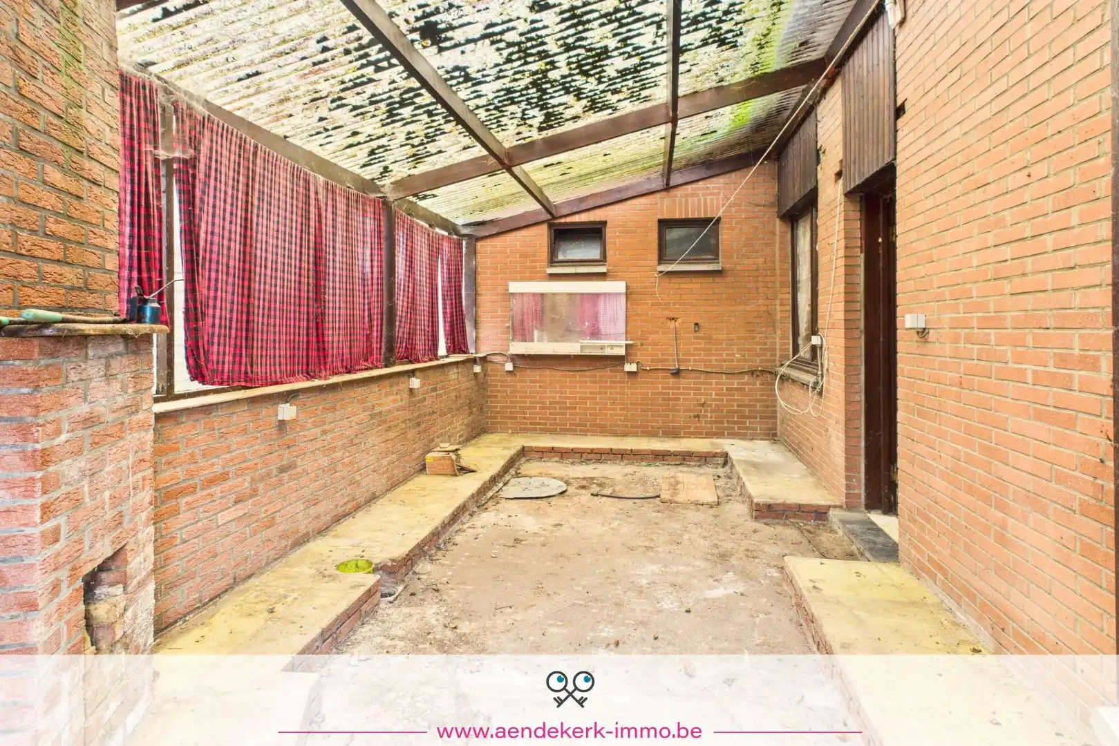 Te renoveren woning met handelsruimte en bijgebouw in Kessenich foto 23