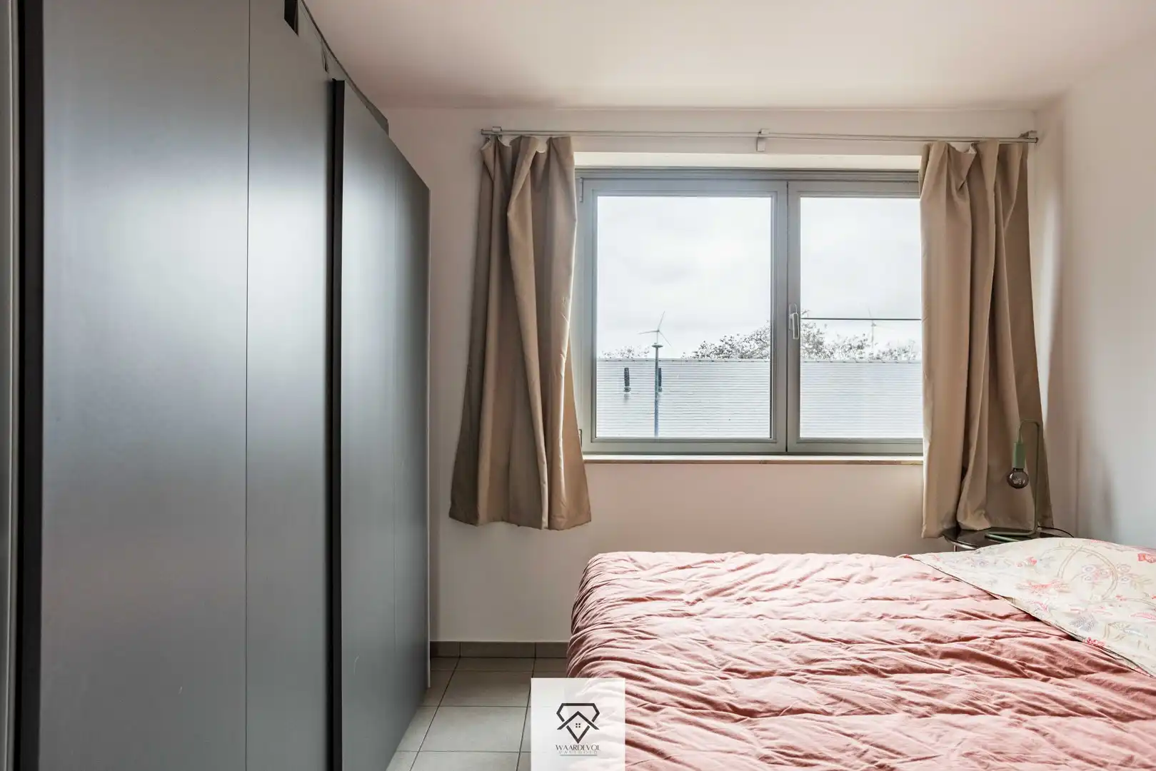 Lichtrijk en rustig appartement te koop foto 18