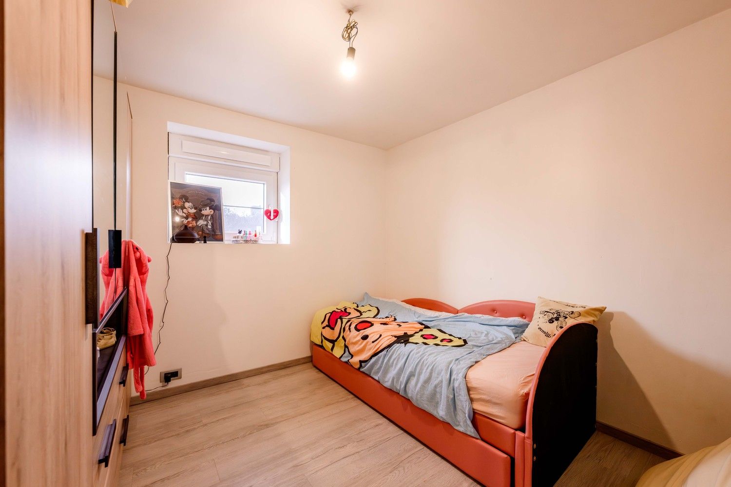 Halfopen woning te Koolskamp. foto 14