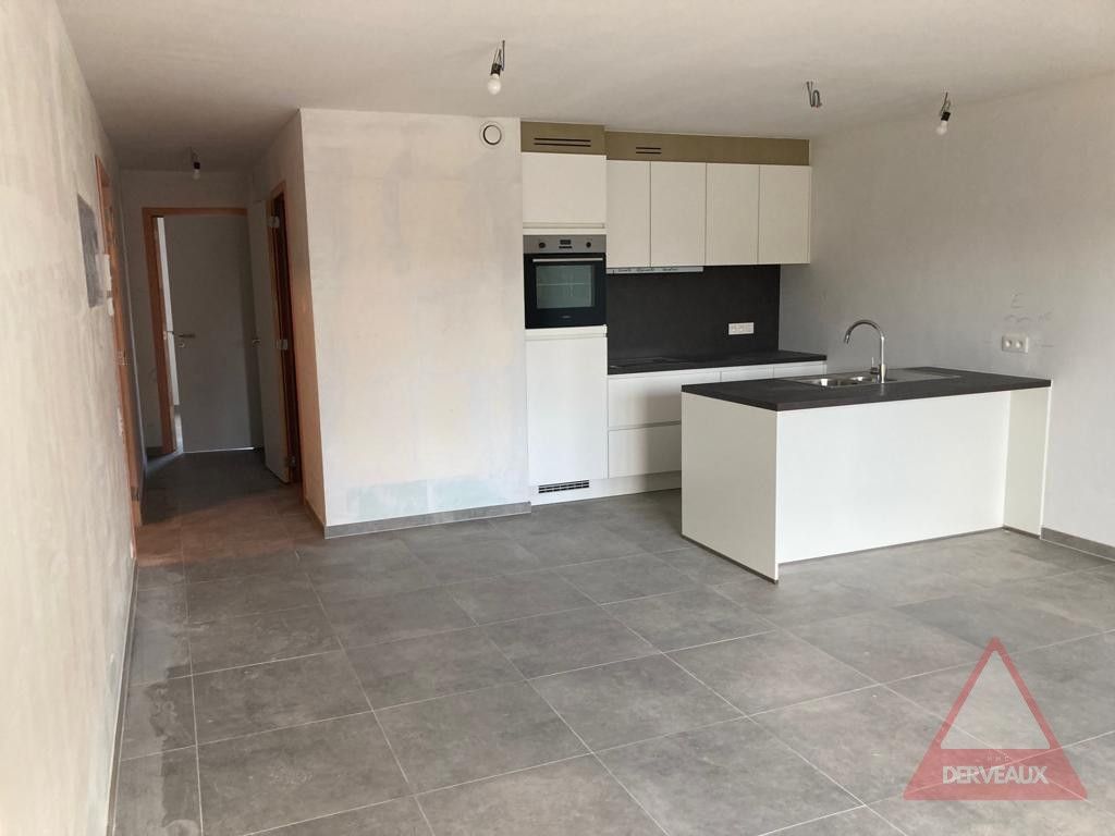 Roeselare - Instapklaar appartement foto 5
