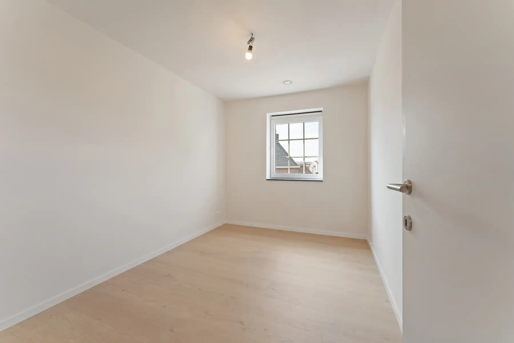 Landelijke, halfopen woning foto 11