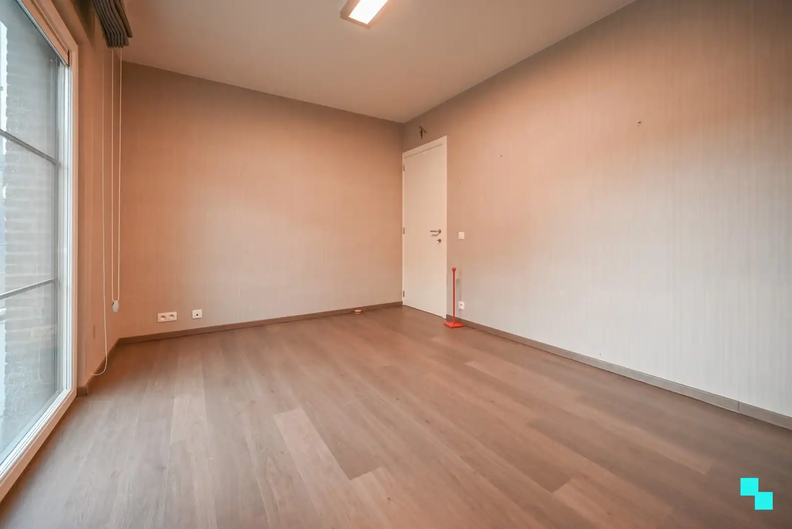 Tweeslaapkamer appartement in het centrum van Ingelmunster foto 19