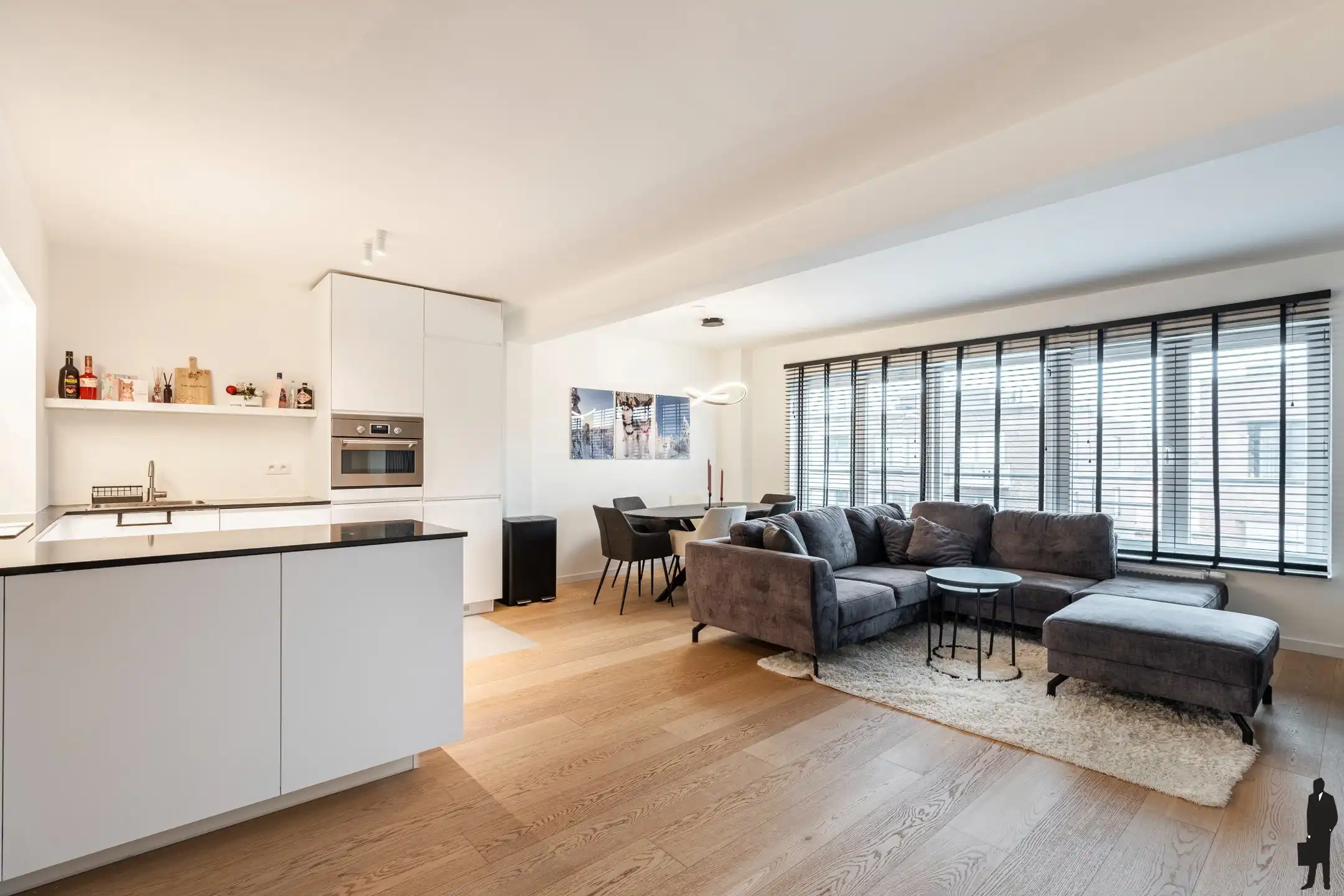 Instapklaar appartement van 84 m² nabij Graatakker Turnhout foto {{pictureIndex}}