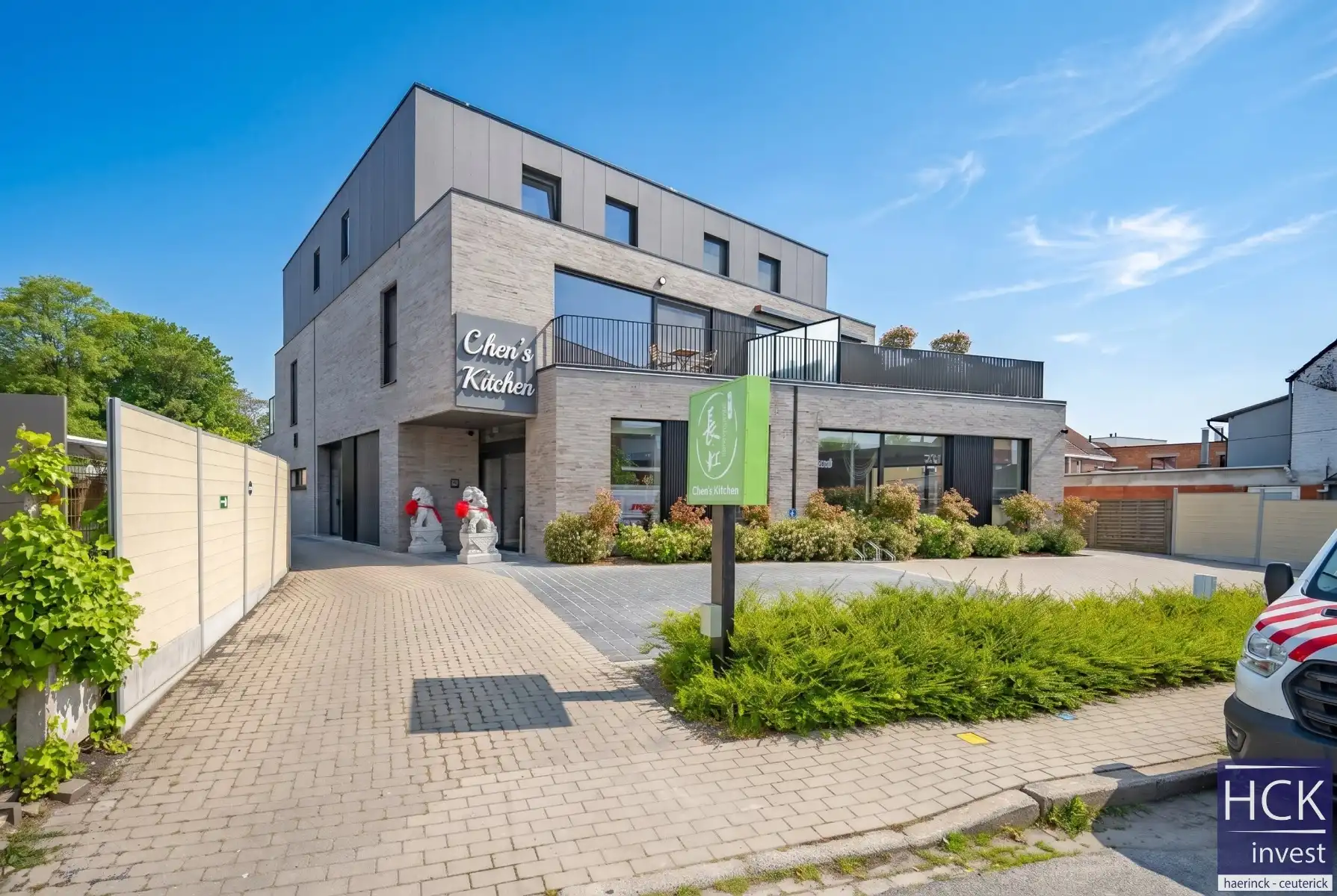 WAREGEM - Ultra ruim én instapklaar DUPLEX-APP. met 3 SKPK. en terras! foto {{pictureIndex}}