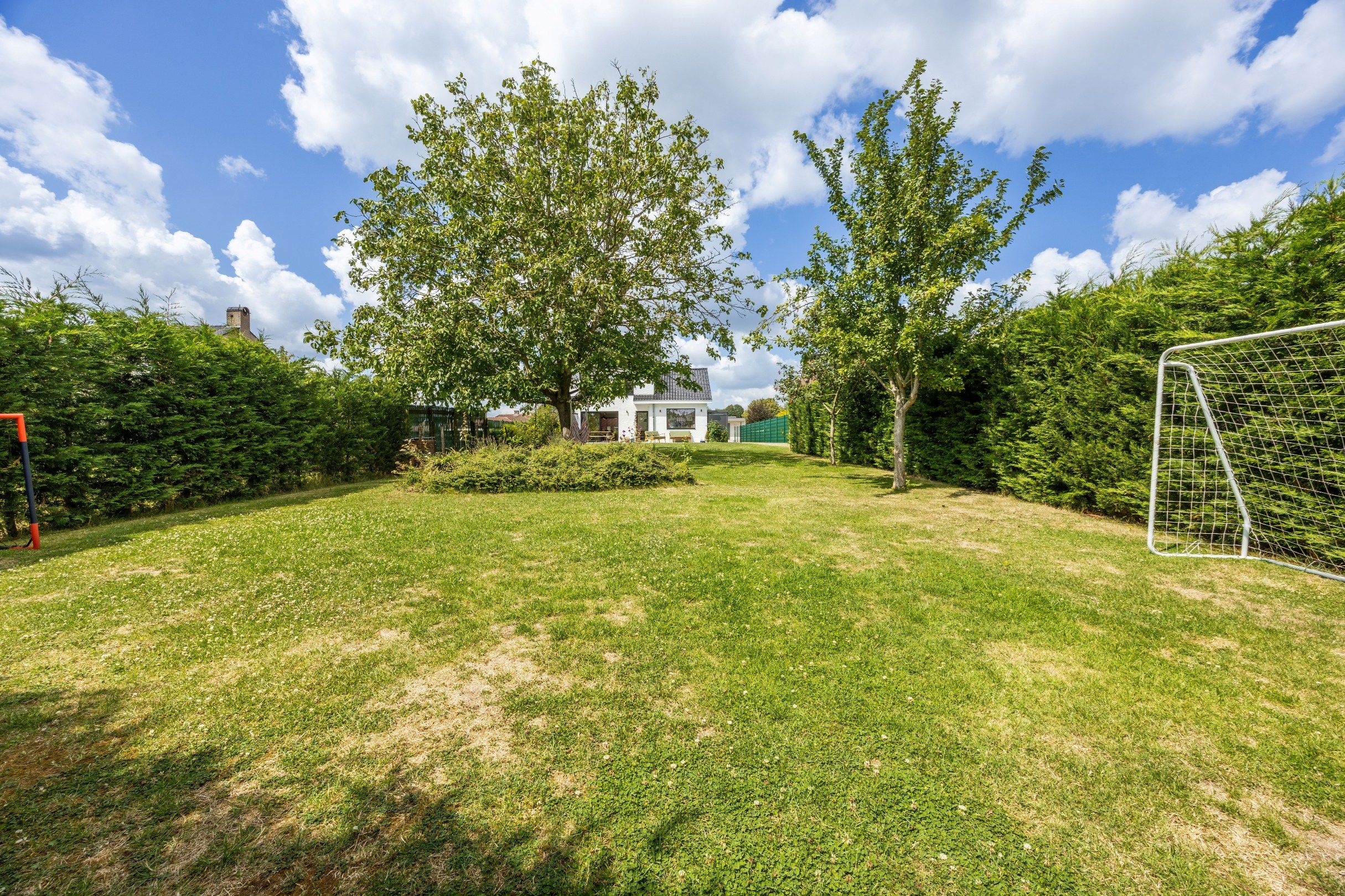 MAGNIFIEK GERENOVEERDE GEZINSWONING MET GARAGE foto 15