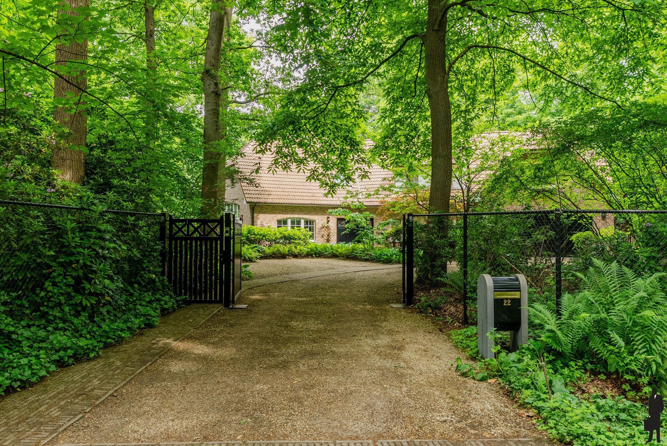 Exclusieve villa met zwemvijver op 2.543 m² foto 75