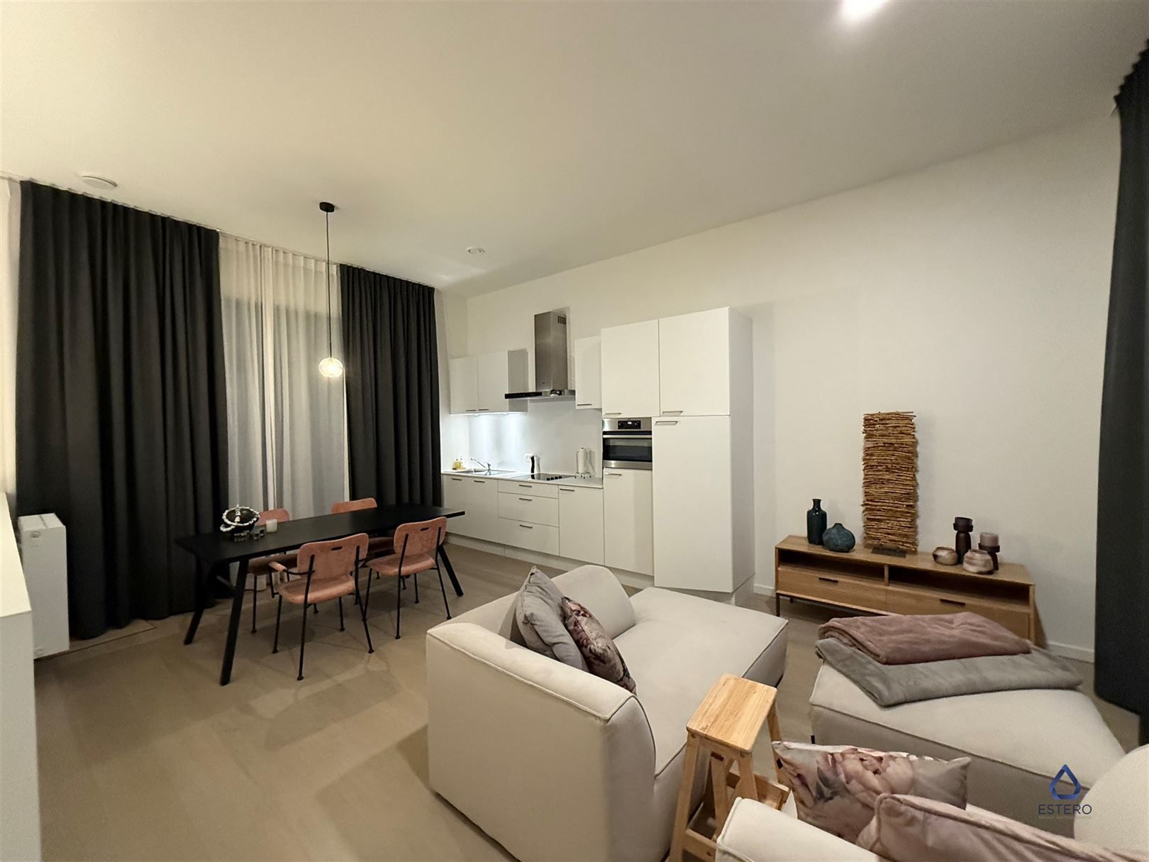 Nieuwbouwwoning op een topligging in Zurenborg foto 12