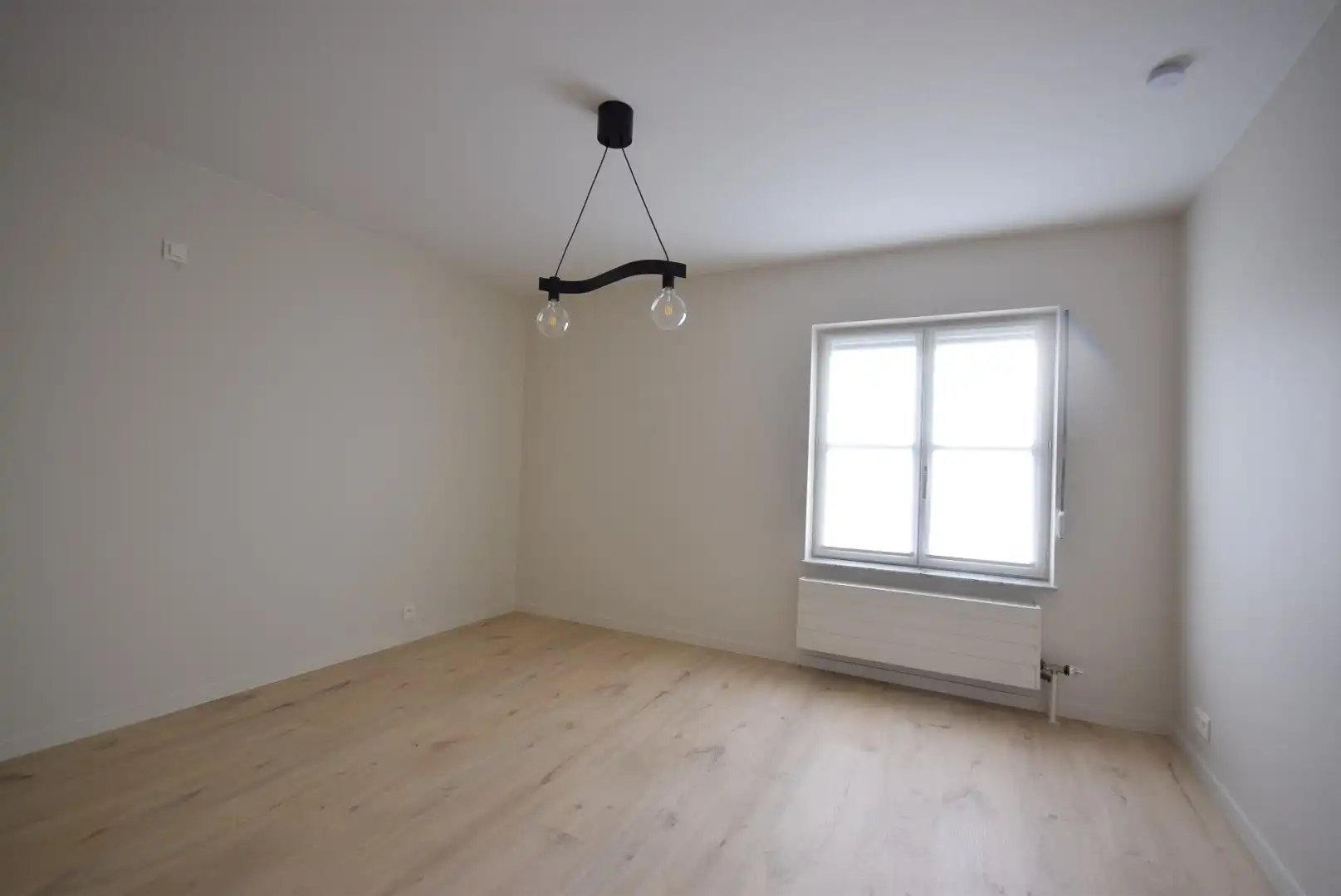 Recent gerenoveerde woning met drie slaapkamers en tuin  foto 8