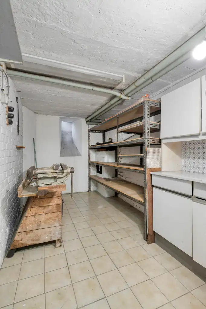 Bel-étagewoning met garage foto 17
