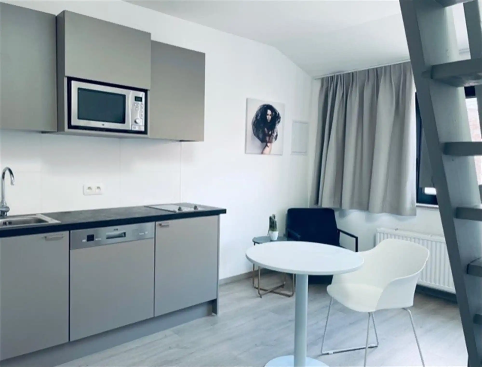 Luxe duplexstudio te Heverlee! foto {{pictureIndex}}