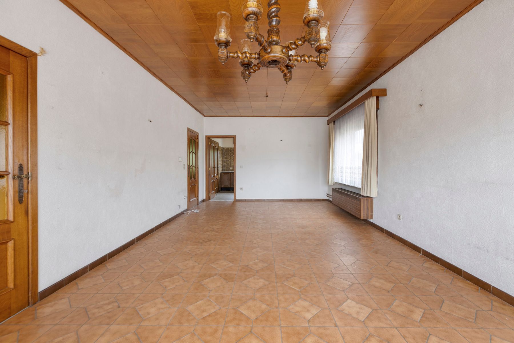 Te renoveren woning foto 10