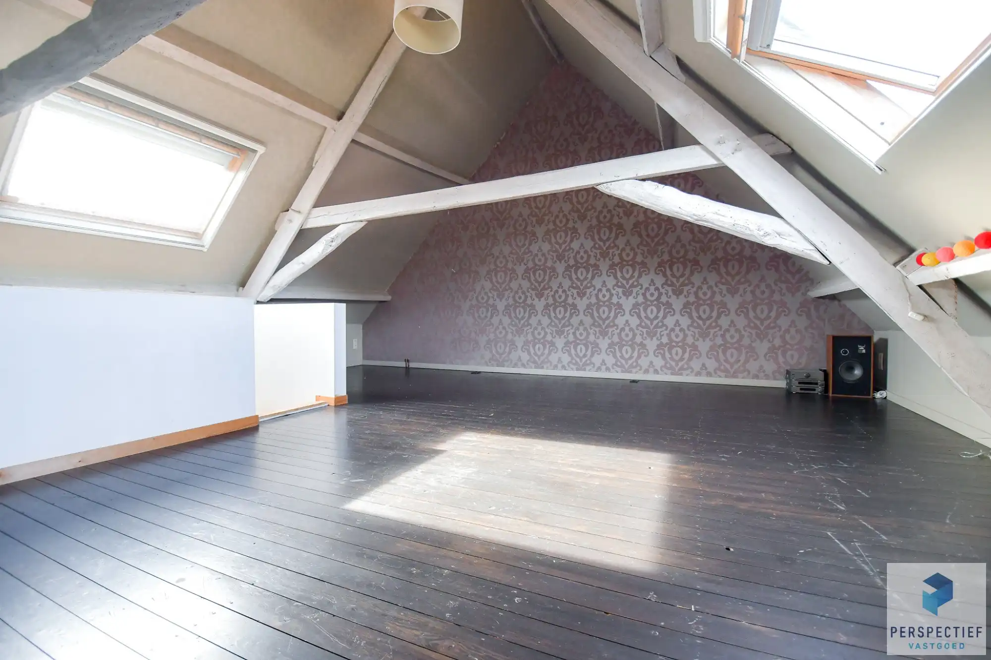 BEZOEKMOMENT VRIJDAG 20/03 VAN 15U TOT 17U |&nbsp;VERRASSEND RUIME CHARMANTE WONING met ZONGERICHTE GEZELIIGE TUIN foto 21