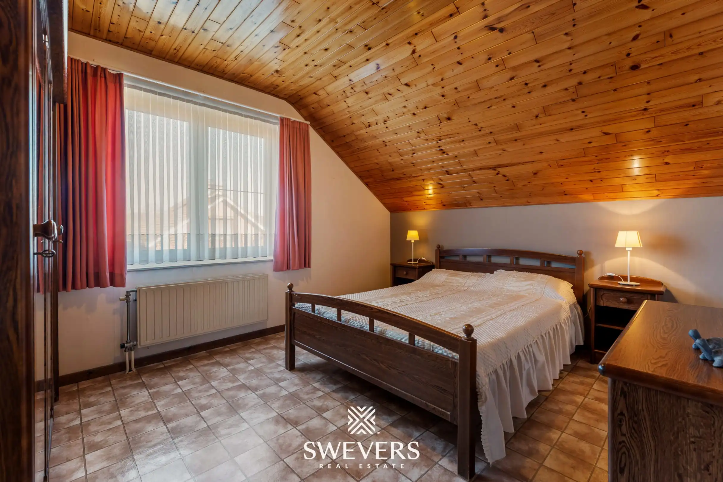 Instapklare woning in doodlopende straat met veranda en zuidwest gerichte tuin foto 23