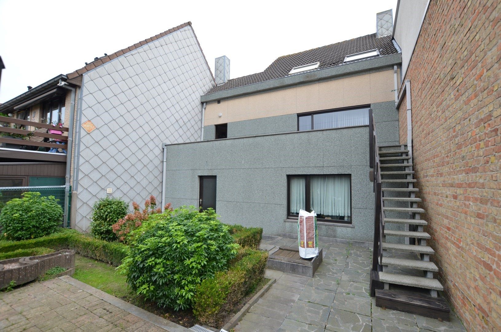 Zeer ruim multifunctioneel woonhuis met handelsgelijkvloers foto 18