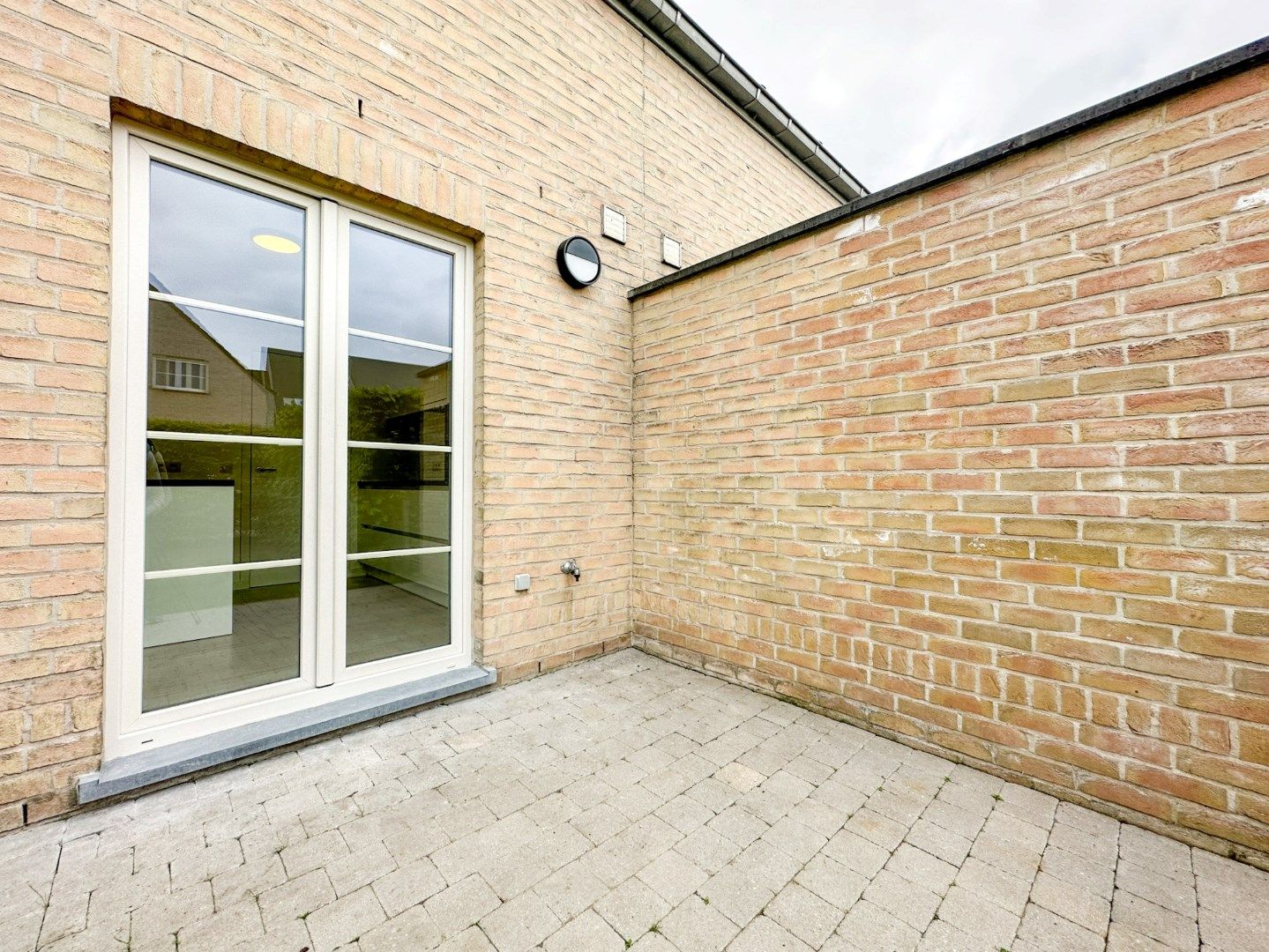 Instapklare woning met 3 slpk, tuin, autostaanplaats, rustige gelegen te Lichtervelde foto 10