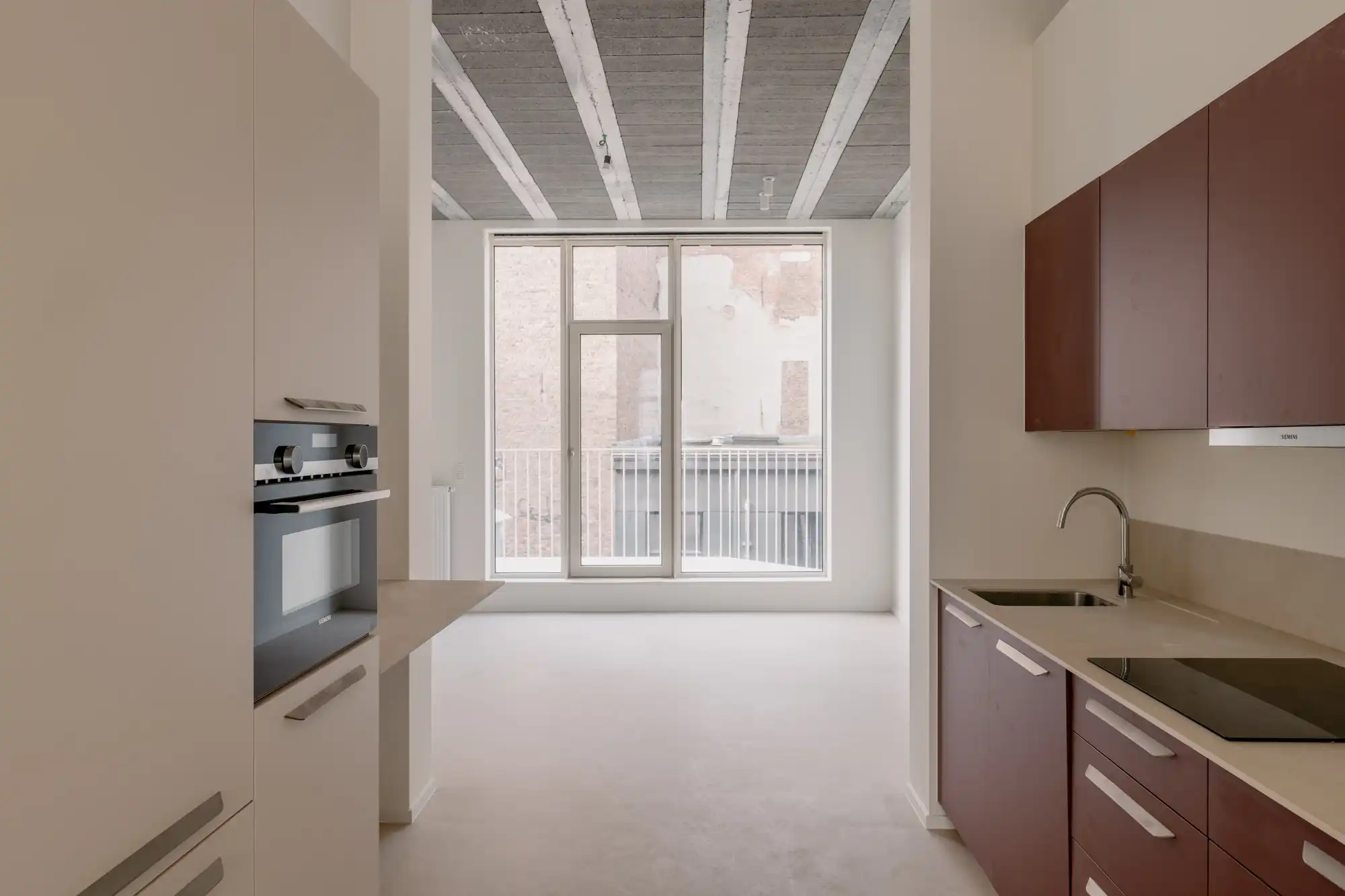 Volledig gerenoveerd duplex appartement met uitzicht op de monumentale gevel van Hilton foto 5