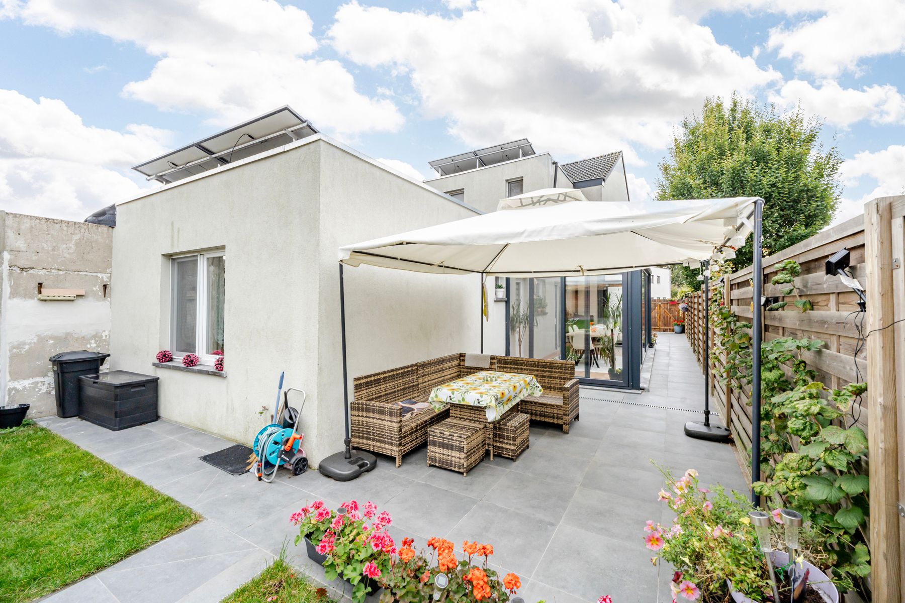 Halfopen woning met 4 slaapkamers en grote tuin in Evergem foto 19