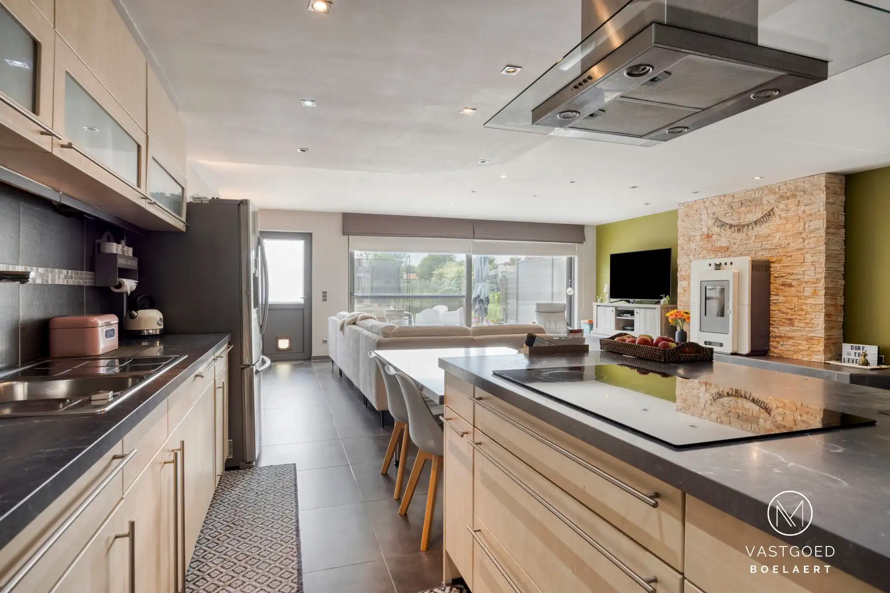 Ruime gezinswoning met tuin en garage te Haaltert foto 6