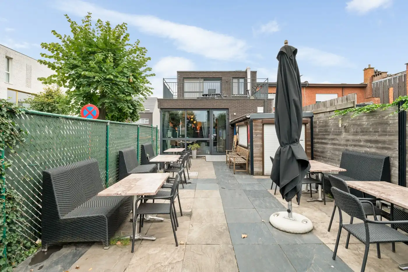 Centraal gelegen opbrengsteigendom met handelsgelijkvloers en app. op de 1e verd. foto 28