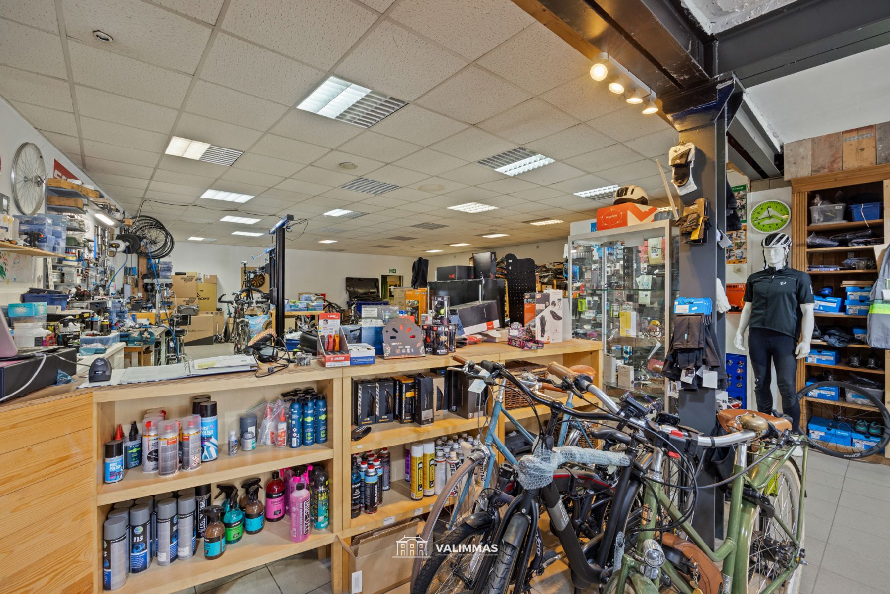 Gelijkvloerse handelsruimte (event. met duplex-appartement) foto 4