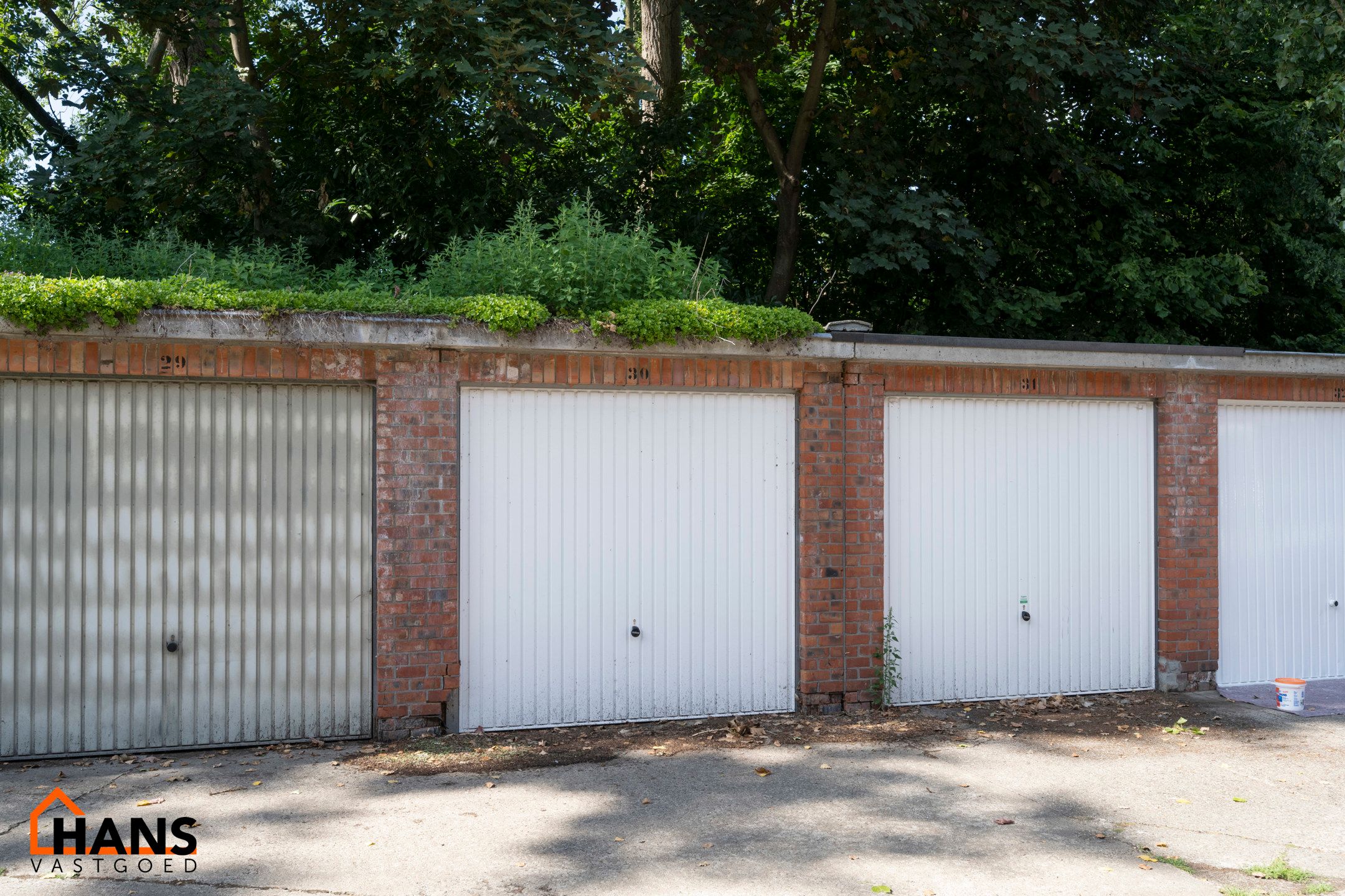 Gerenoveerd gelijkvloersappartement; mogelijk garage bij te huren. foto 12