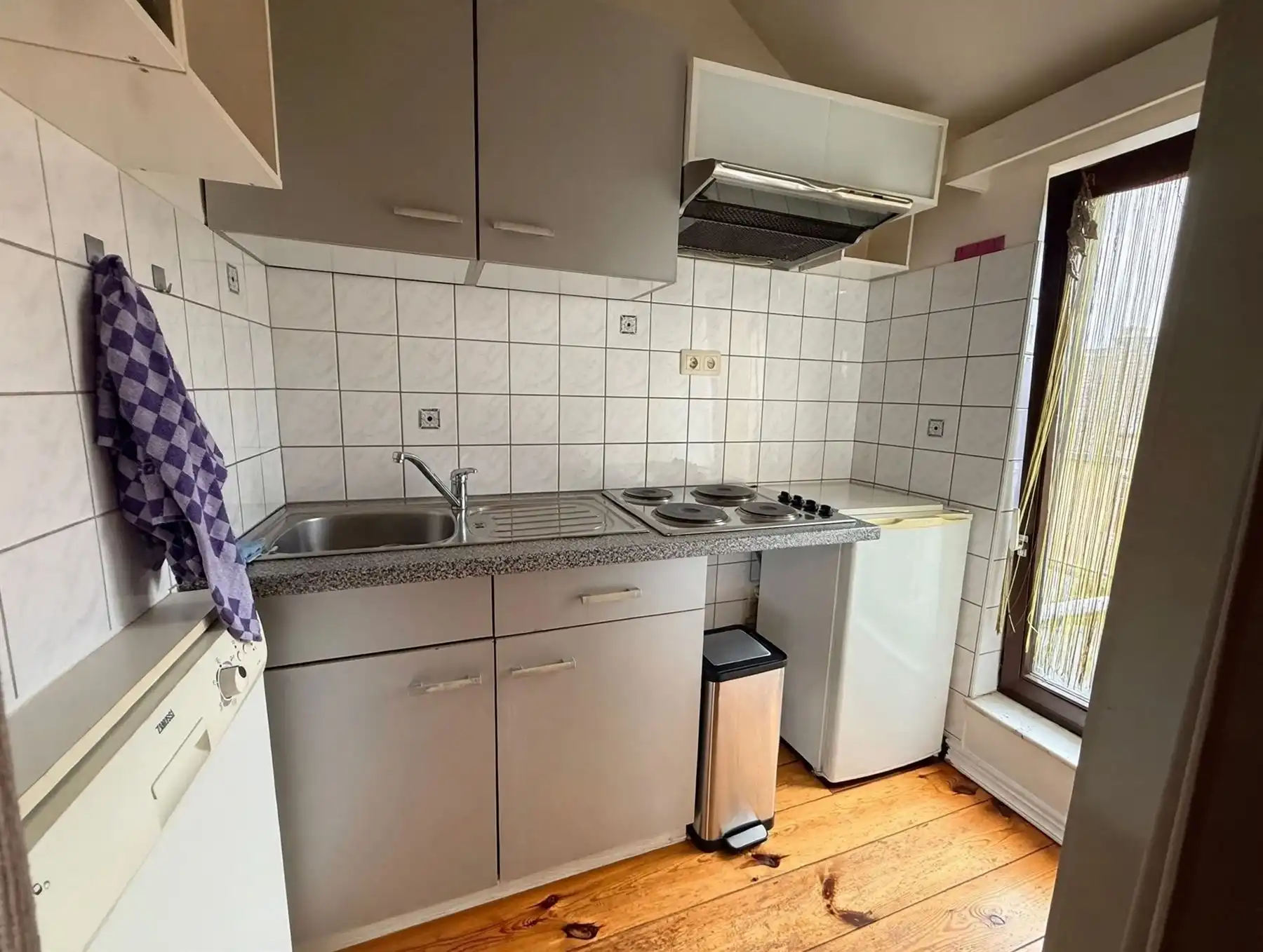 APPARTEMENT OP DE 3 E VERDIEPING foto 4