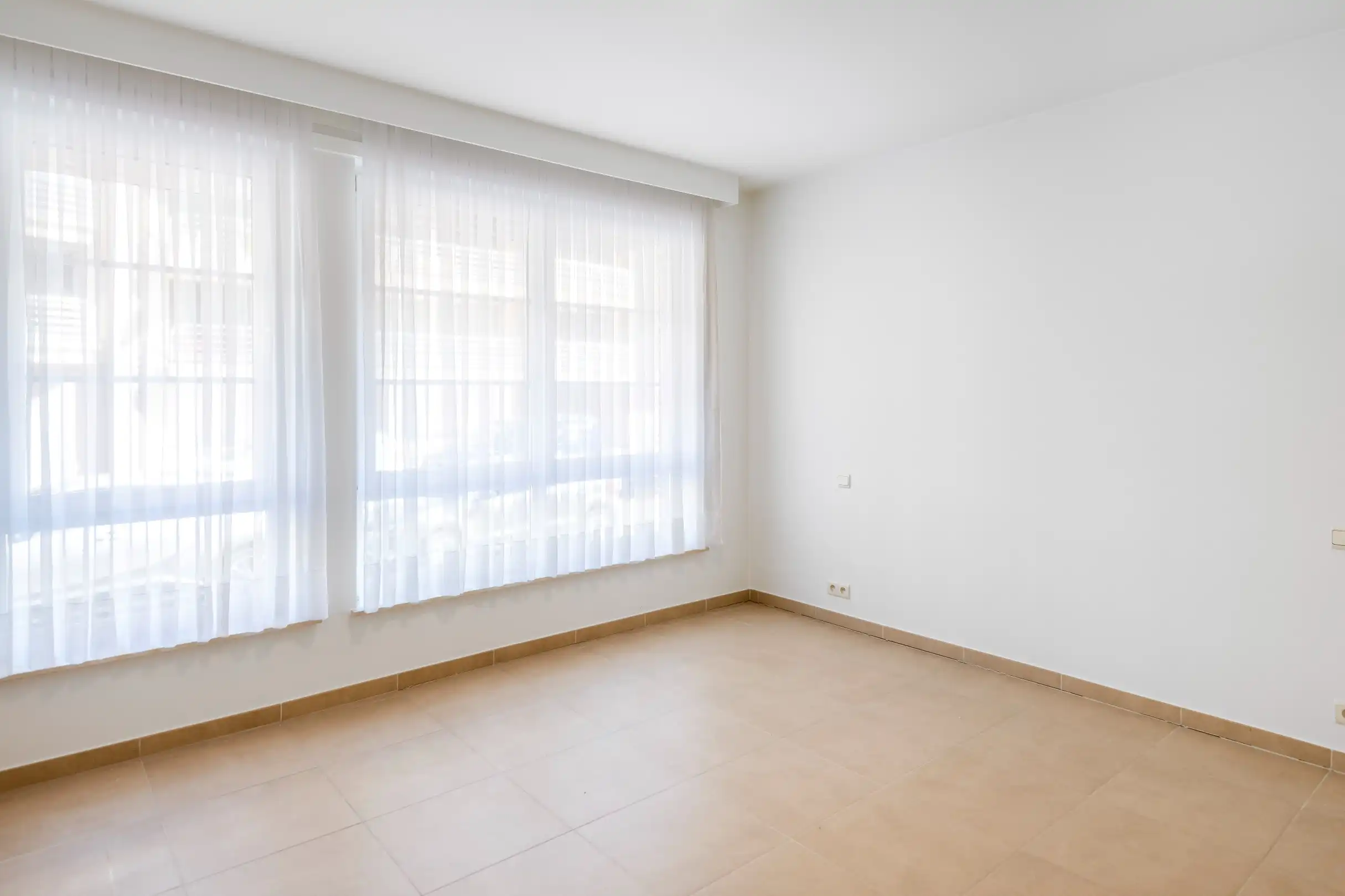 Instapklaar appartement met 3 volwaardige slaapkamers gelegen op de P. Parmentierlaan foto 7