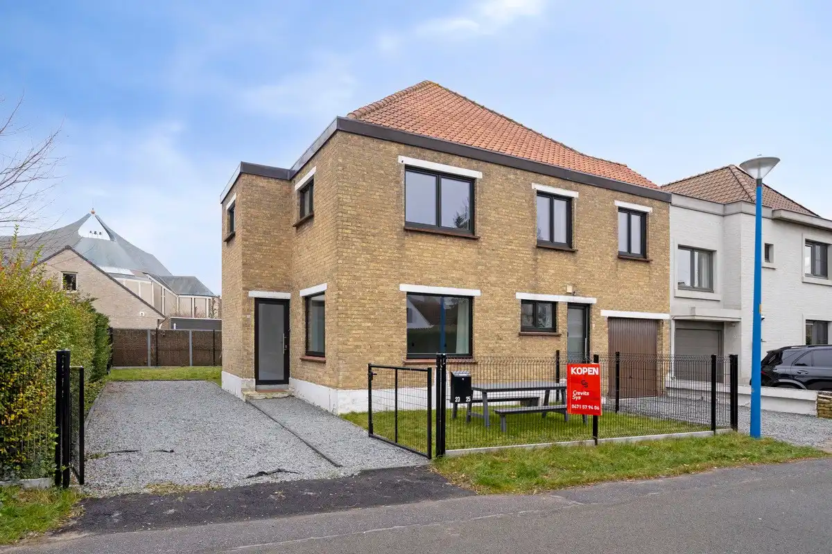 VOLLEDIG GERENOVEERD HUIS OPGESPLITST IN 2 PRACHTIGE APPARTEMENTEN foto 12