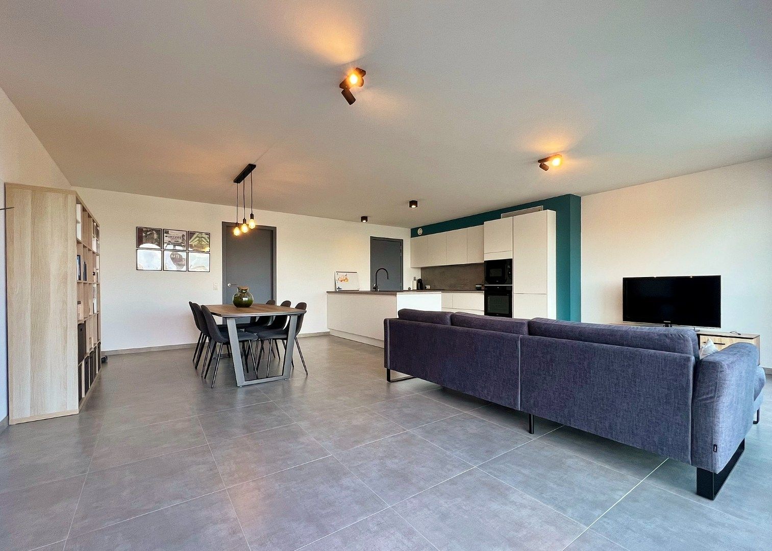 Nieuwbouwappartement met 2 slaapkamers, terras en autostaanplaats foto 4