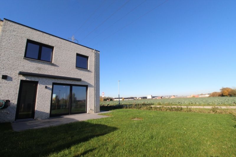 Zeer energiezuinige nieuwbouwwoning te Roeselare foto 6