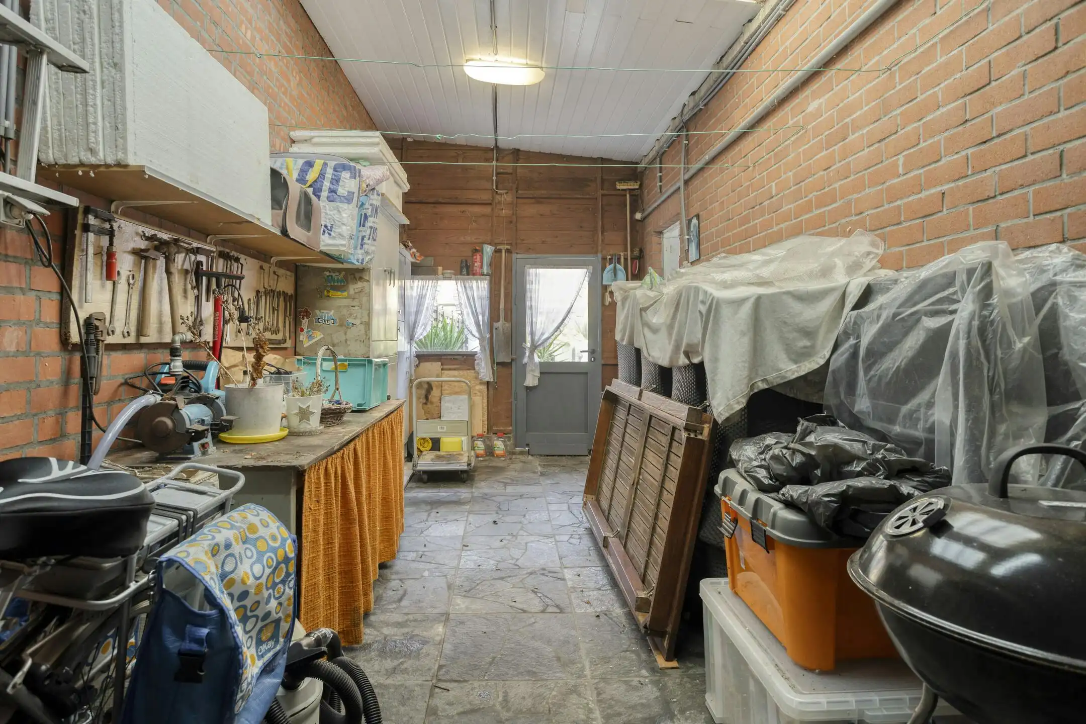 Gezinswoning met 3 slaapkamers en tuin te koop in Roeselare foto 28