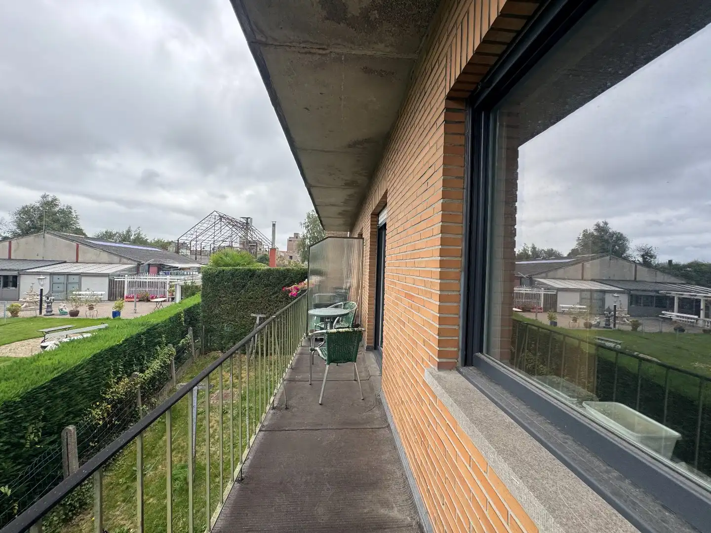 Appartement 2 slpk INCLUSIEF garage en berging - vlak bij het station van Merchtem foto 13